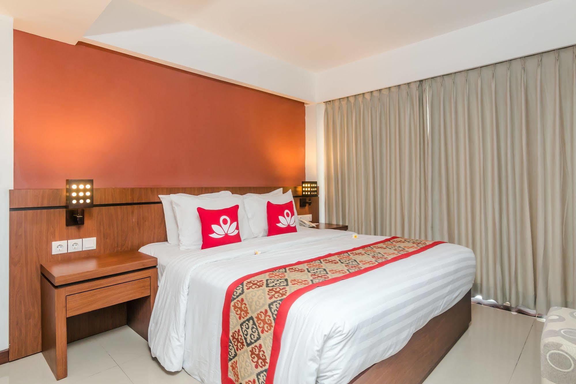 Zen Rooms Seminyak Pangkung Sari ภายนอก รูปภาพ